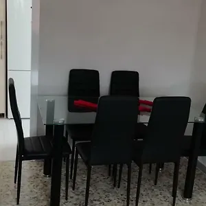 Calle Rio Trueba 11 Bajo D Appartement